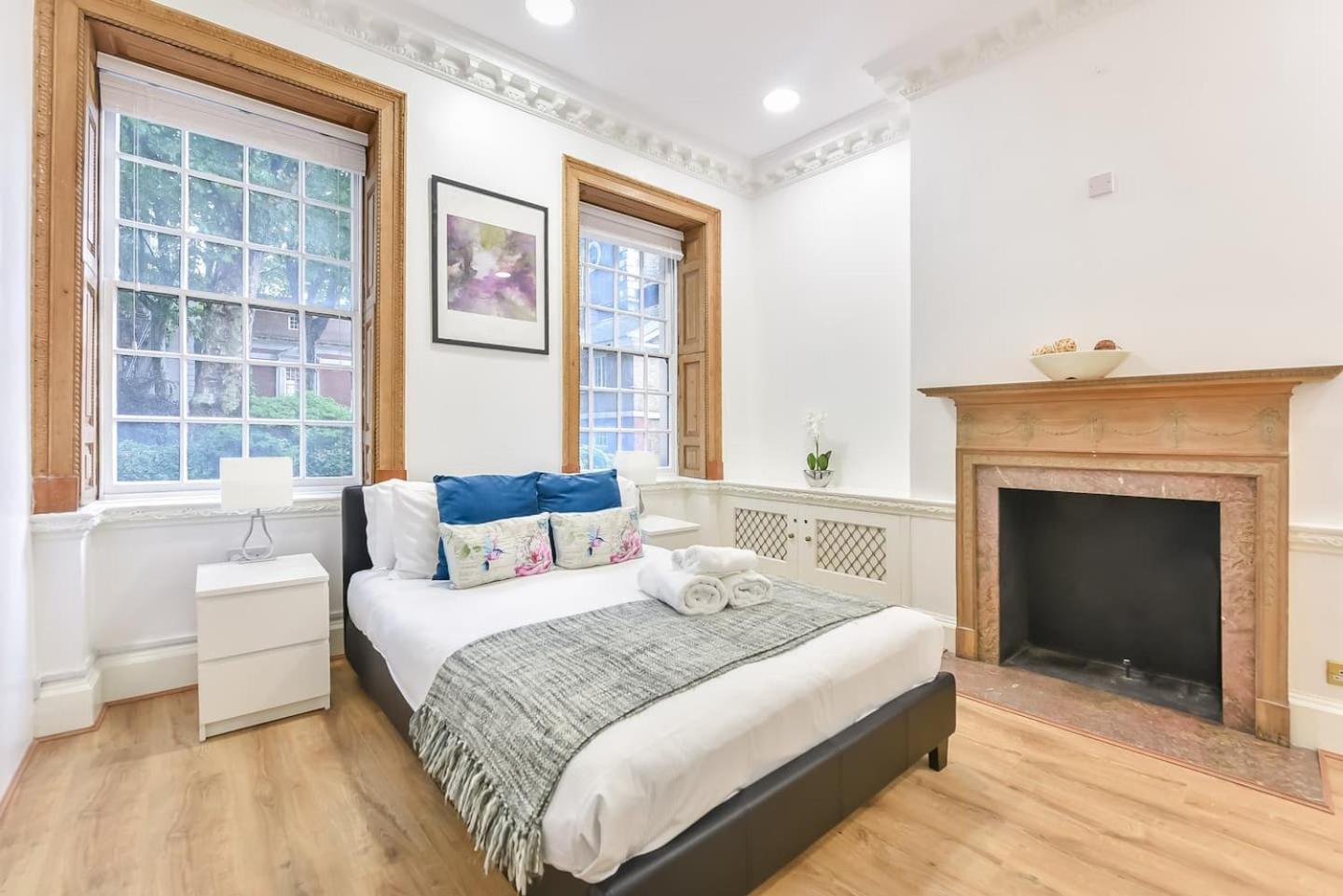 2 Bed Piccadilly Apartment 2 London Exterior foto